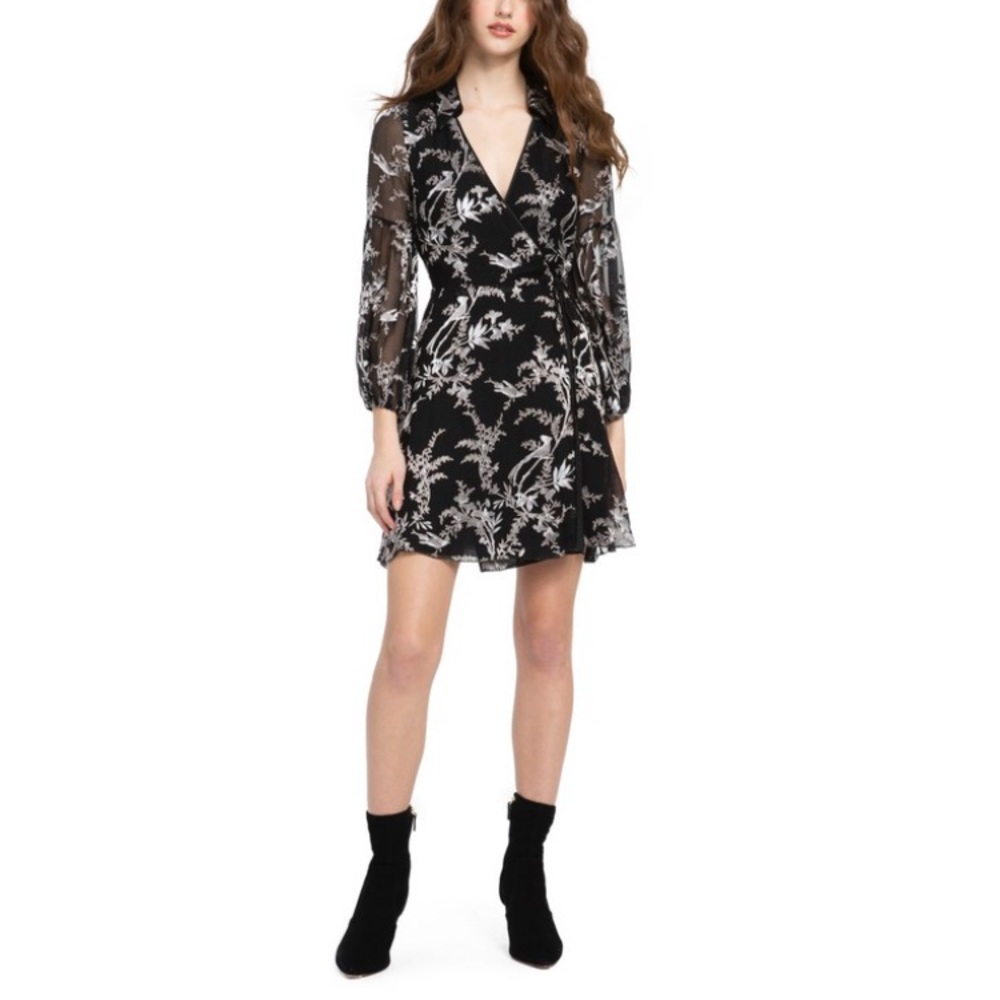 NWT Alice Olivia Wrap Dress size 2